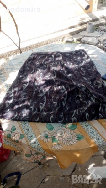 Дамски костюм, снимка 1