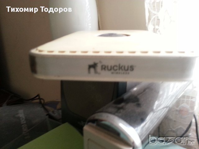 Рутер за безжичен интернет, снимка 4 - Рутери - 15979130