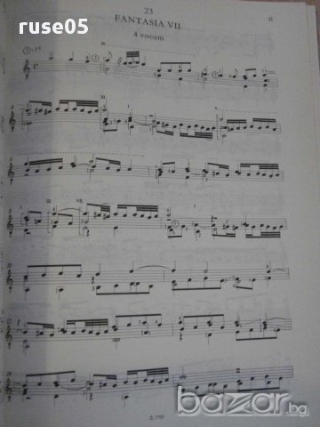 Книга "A KRAKKÓI LANTKÖNYV - GITÁRRA - BAKFARK" - 94 стр., снимка 4 - Специализирана литература - 15939895