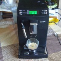 Кафе машина Филипс, снимка 1 - Кафемашини - 25786617