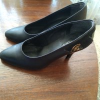Дамски обувки, снимка 1 - Дамски обувки на ток - 24953191