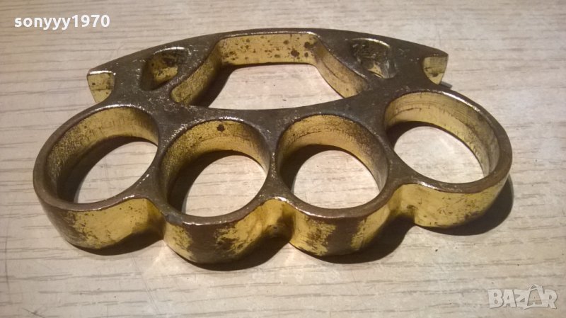 ПОРЪЧАН-бокс в цвят злато с черепи-дебел и масивен-11х7см, снимка 1