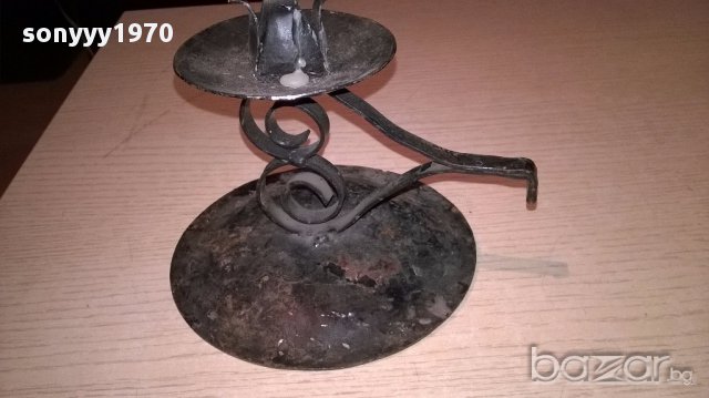Метален свещник-17х13см, снимка 3 - Антикварни и старинни предмети - 17448696