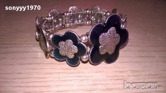 Ретро колекиция масивна гривна-внос швеицария, снимка 11 - Антикварни и старинни предмети - 17361445