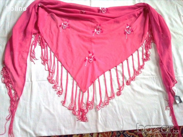 Ефирен дамски шал триъгълен, св. циклама с бяла бродерия, ”BIJOUX TERNER”, Индия