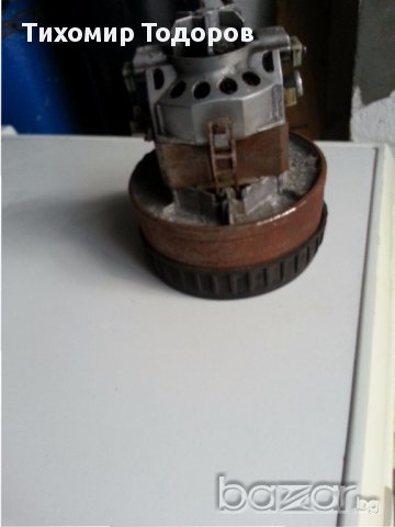 мотор за прахосмукачки Електролукс, снимка 1 - Прахосмукачки - 12955954