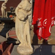 Статуетка - Жена с делва, снимка 1 - Други - 11495853