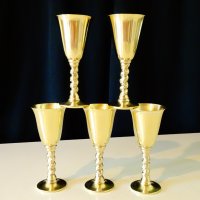 Месингови чаши за ракия,маркирани. , снимка 1 - Антикварни и старинни предмети - 25412890