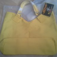 Нова дамска чанта  ED HARDY PARFUMS 'VERONICA' YELLOW оригинал , снимка 6 - Чанти - 12327249