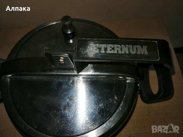 Продавам тенджера под налягане aeternum Италия, алпака, 6 литра, снимка 2 - Съдове за готвене - 25357759