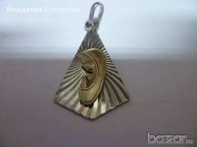 Сребърна икона, снимка 1 - Колиета, медальони, синджири - 13742489