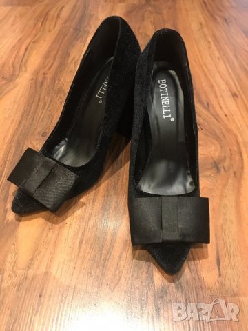 Елегантни обувки , снимка 1 - Дамски обувки на ток - 24627581