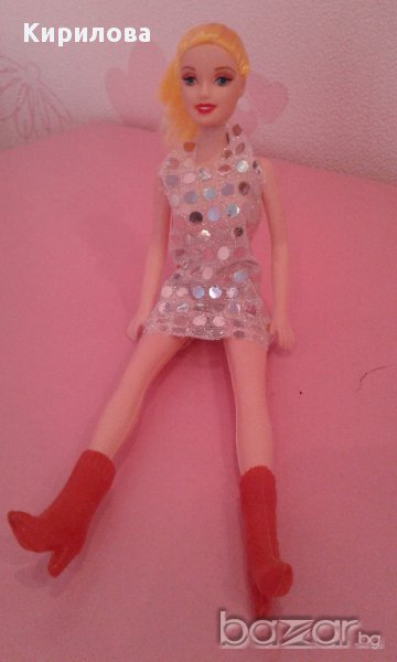 кукла Барби с лъскава рокля , снимка 1