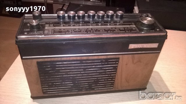 Ретро радио за колекция, снимка 10 - Антикварни и старинни предмети - 15472269