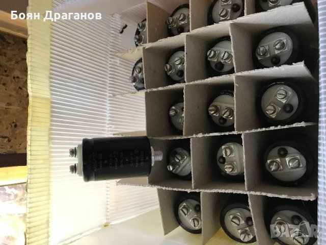 Продавам кондензатори разни 400V - 700V - 1000V, снимка 4 - Друга електроника - 22510967