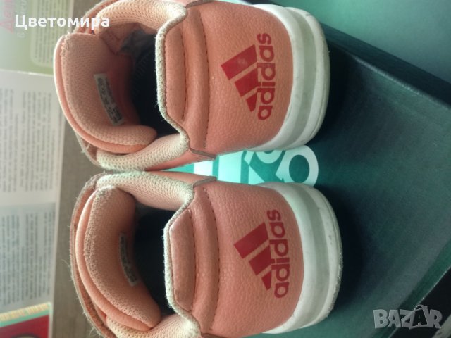 Детски маратонки ADIDAS, снимка 3 - Детски маратонки - 24743778