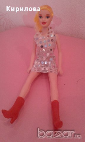 кукла Барби с лъскава рокля 
