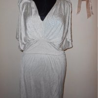 Прохладна златиста рокля + колан , снимка 1 - Рокли - 19946556