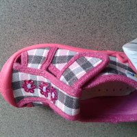 Детски пантофки дишащи- розови с отвори за проветрение и дишаща подметка, снимка 2 - Бебешки обувки - 18927699