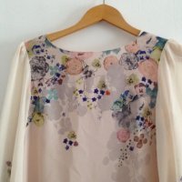 Красива блуза на цветя, снимка 2 - Блузи с дълъг ръкав и пуловери - 22526486
