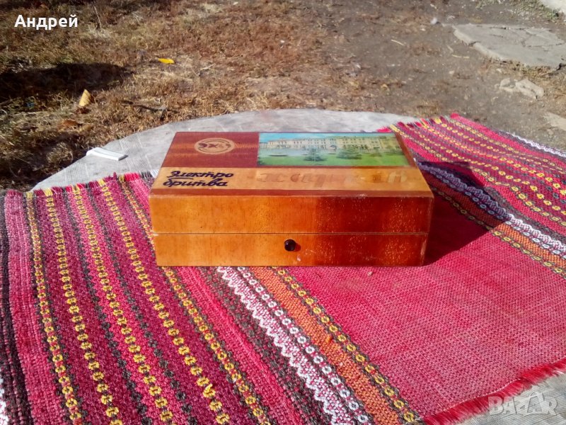 Стара Руска кутия, снимка 1