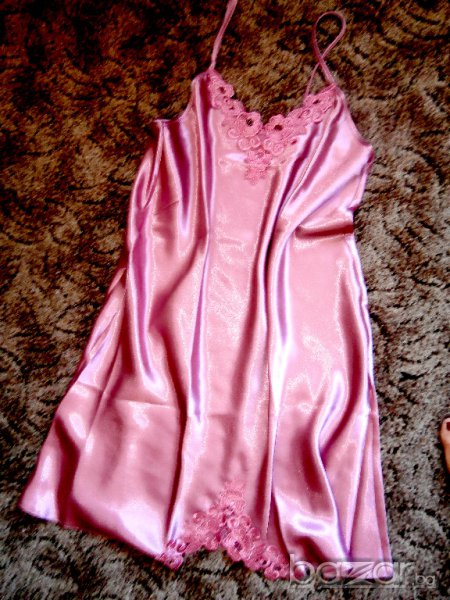 нощница от сатен, снимка 1