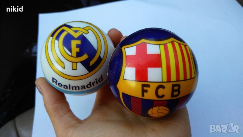 Малка футболна гумена топка отбори FCB Barcelona Real Madrid Realmadrid Барселона Реал Мадрид, снимка 1