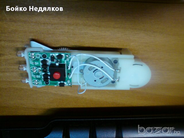 (243) Лампичка с LED, лампи, фенери, динамофенер, снимка 6 - Прожектори - 17036721