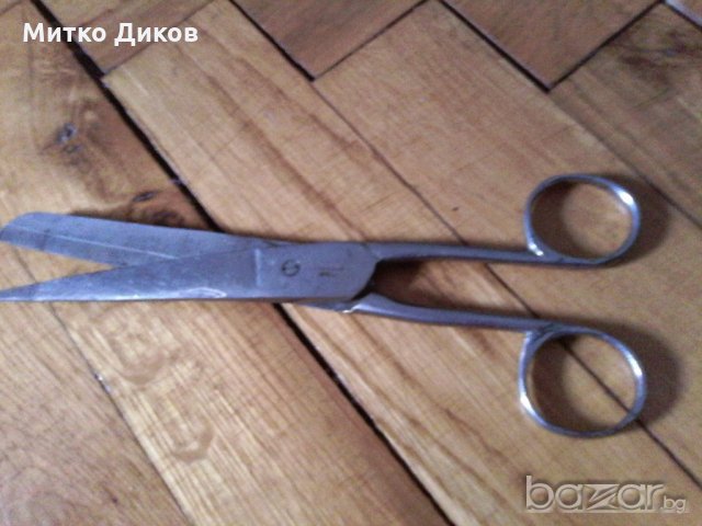 Стара ножица запазена реже