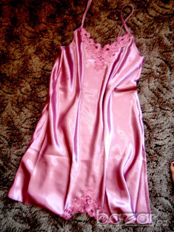 нощница от сатен