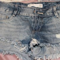 Къси дънкови панталони, снимка 1 - Къси панталони и бермуди - 25216950