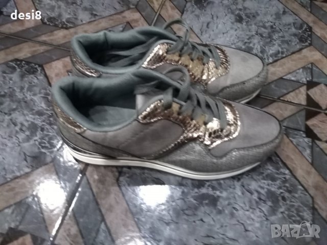 Дамски обувки нови, снимка 2 - Маратонки - 24788242