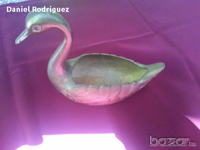 Стара Масивна Бронзова Статуетка Птица, снимка 1