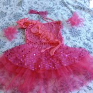 Нов наличен костюм за танци, балет или просто за повод, с паети и тюл в бомбонено розово , снимка 1 - Детски комплекти - 15062193