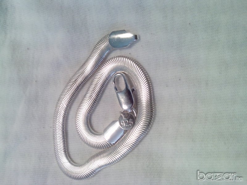 Посребрена плоска гривна НОВА НАЛИЧНА, снимка 1