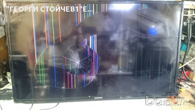 UE40EH5020W СЪС СЧУПЕН ПАНЕЛ