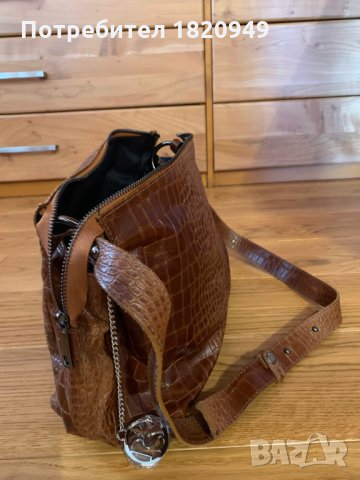 Нова дамска чанта, естествена кожа Pia Sassi Italy, снимка 1 - Чанти - 26145724