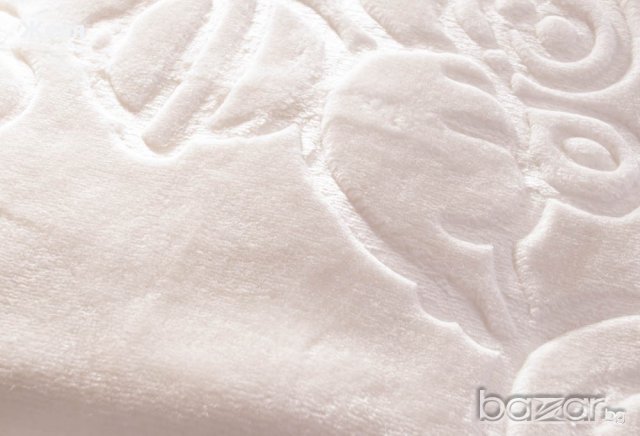 Дебело плюшено одеяло в кутия (лукс), снимка 3 - Спално бельо и завивки - 15894290