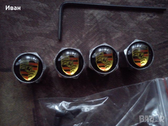 3 вида Ключодържател 3 вида капачки за вентили метална еблема и силиконов стикер Порше Porsche, снимка 12 - Аксесоари и консумативи - 24568689