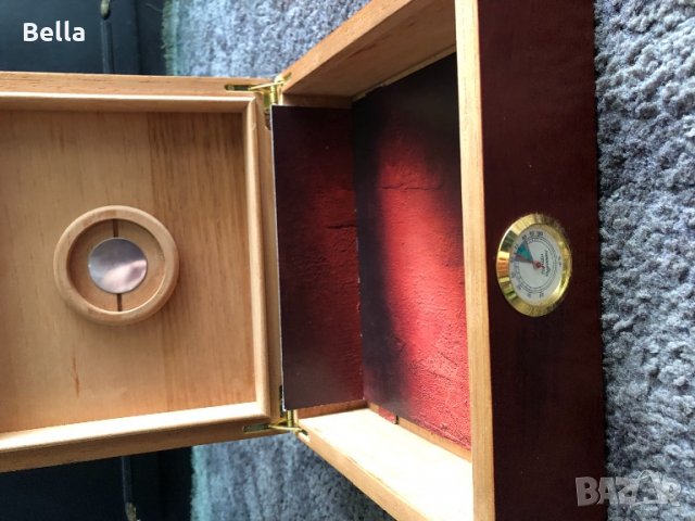 махагонова кутия за пури (има хумидор), снимка 3 - Антикварни и старинни предмети - 25675449