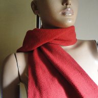Нов кокетен червен зимен дамски шал, наметка, болеро, в цвят: бордо, снимка 5 - Шалове - 8472772