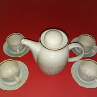 Качествен Български Порцелан-Сервиз Чайник с Чашки, снимка 1 - Антикварни и старинни предмети - 20268074