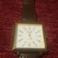 Продавам часовник , снимка 2 - Дамски - 23897121