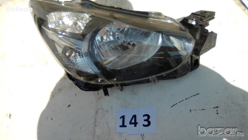 Десен фар за Мазда 2 / Mazda 2 2016 г, снимка 1