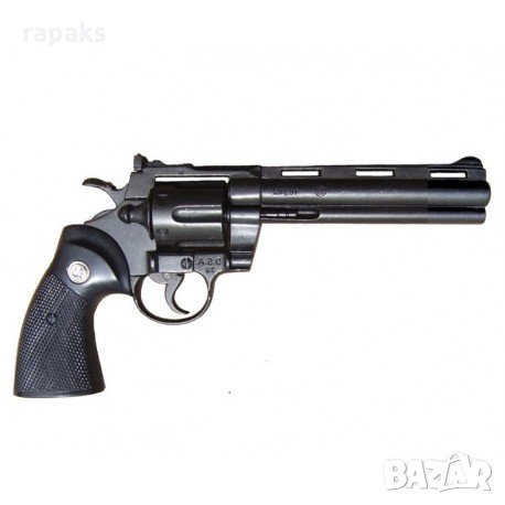 Пистолет, револвер Колт Магнум Питон. Колекционерски / нестрелящ.