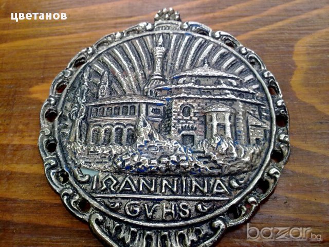 старо желязно огледалце, снимка 3 - Антикварни и старинни предмети - 14641564