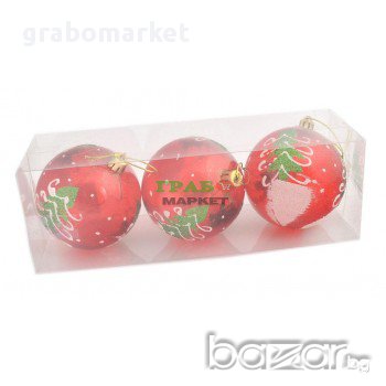 Комплект от 3 бр. топки за окачване на елха с изрисувани елхи. Изработени от PVC материал, декориран