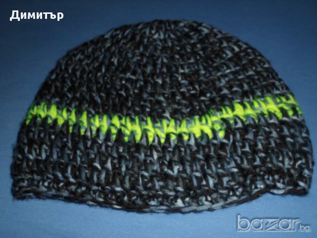 Продавам ръчно плетени шапки, снимка 7 - Шапки - 13750183
