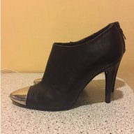 Дамски обувки естествена кожа ZARA, снимка 1 - Дамски обувки на ток - 17809921