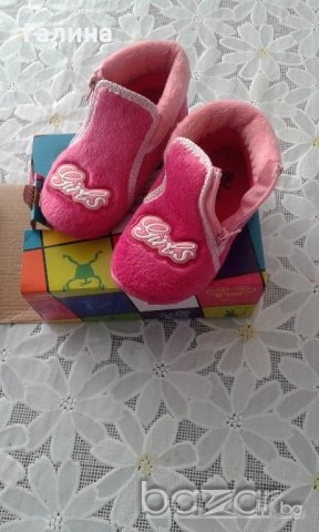 детски пантофи , снимка 1 - Бебешки обувки - 20167133